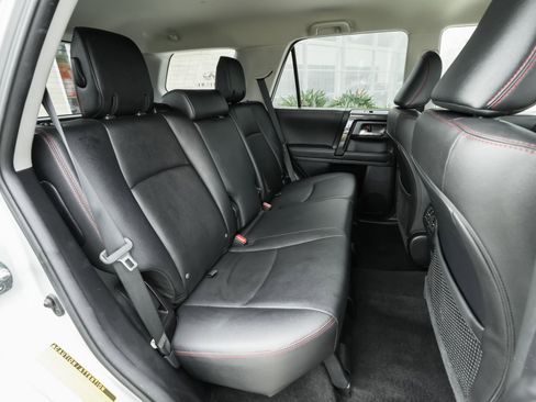 Used 2024 Toyota 4Runner TRD Off-Road Premium image 36