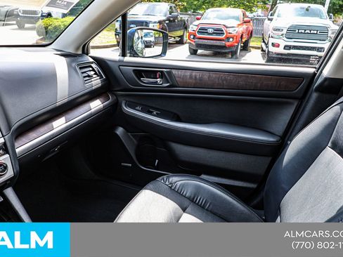 Used 2016 Subaru Outback 3.6R Limited AWD/4WD image 38