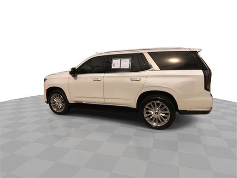 Certified 2022 Cadillac Escalade Premium Luxury image 9