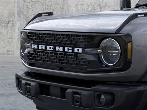 New 2025 Ford Bronco Big Bend w/ Black Diamond Package image 19