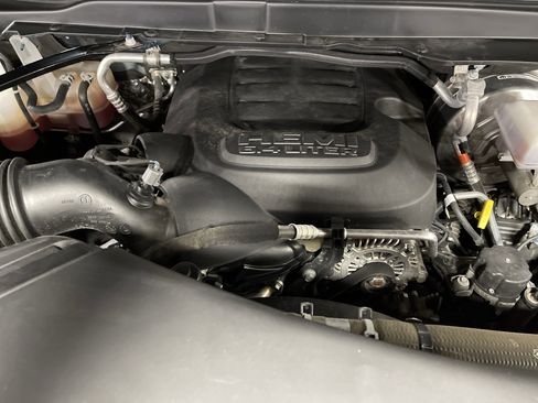 Used 2024 RAM 2500 Big Horn w/ Bed Utility Group image 17