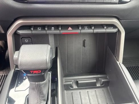 Used 2025 Toyota Tundra Limited w/ TRD Off-Road Package AWD/4WD image 33