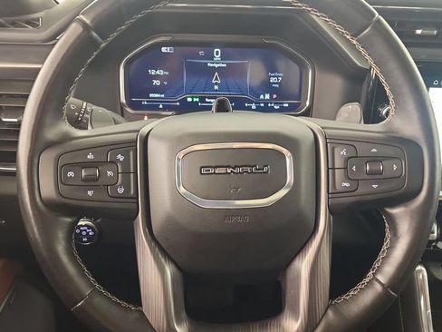 Used 2025 GMC Sierra 1500 Denali Ultimate AWD/4WD image 12