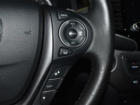 Used 2023 Honda Ridgeline RTL-E image 11