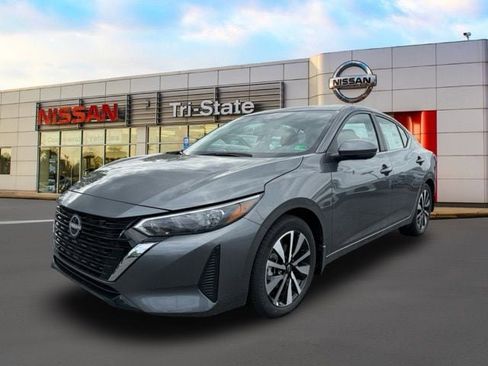 New 2025 Nissan Sentra SV w/ SV Premium Package image 2