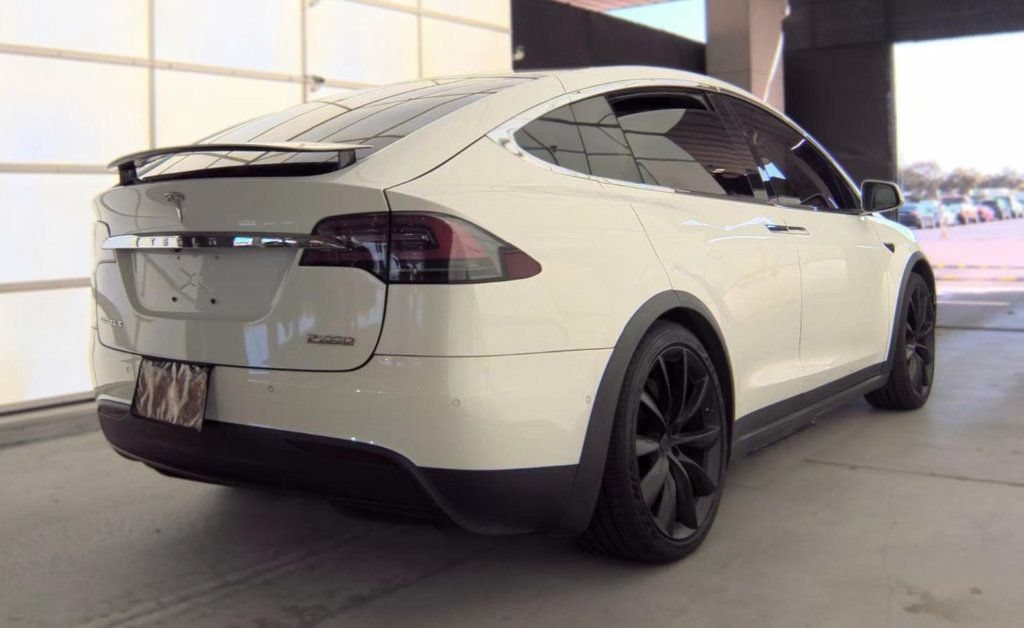 Used 2018 Tesla Model X P100D AWD/4WD image 3