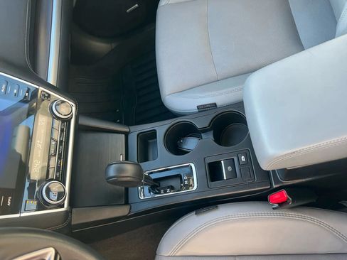 Used 2018 Subaru Legacy 2.5i Limited image 26