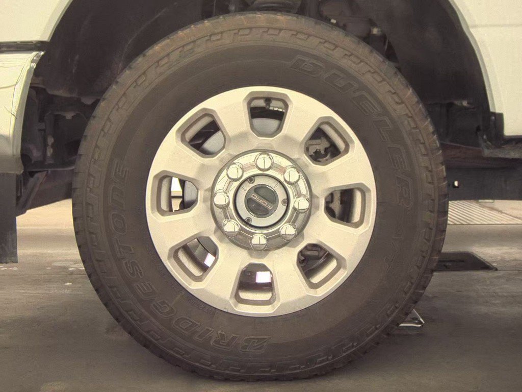 Used 2024 Ford F250 XLT w/ FX4 Off-Road Package AWD/4WD image 5