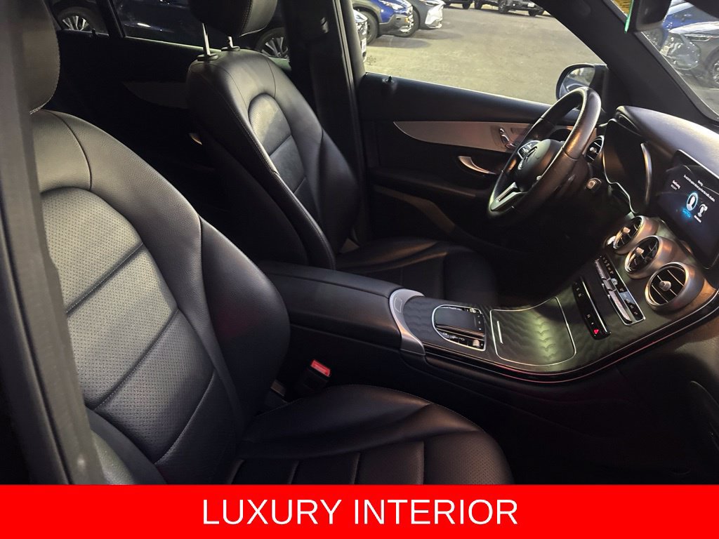 Used 2022 Mercedes-Benz GLC 300 image 25