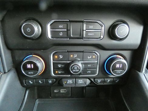 Used 2021 Chevrolet Tahoe Premier image 23