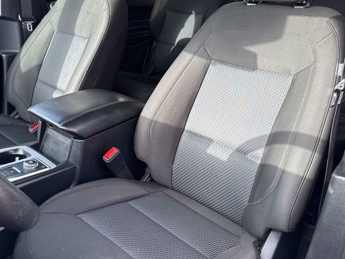 Used 2022 Ford Explorer XLT w/ Class IV Trailer Tow Package image 34