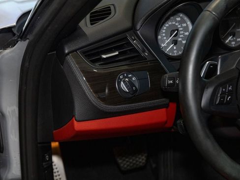 Used 2015 BMW Z4 sDrive35is RWD image 17
