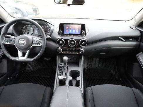 Certified 2023 Nissan Sentra S FWD image 20