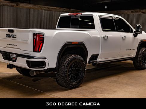 Used 2025 GMC Sierra 3500 Denali w/ Denali Reserve Package image 10