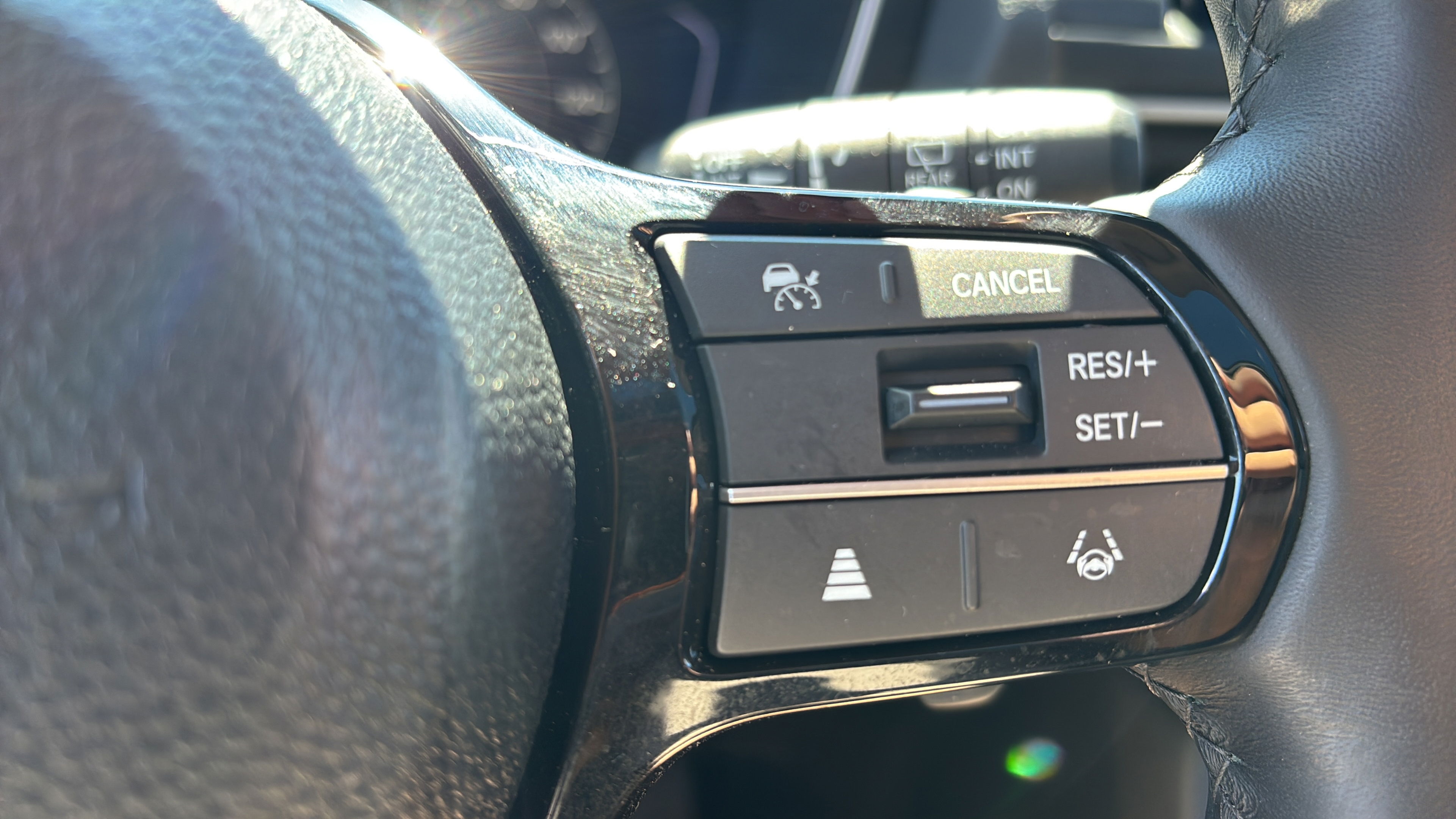 Certified 2025 Honda Pilot Touring image 25
