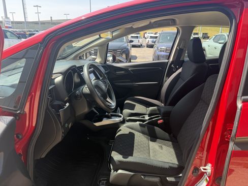 Used 2017 Honda Fit LX image 29