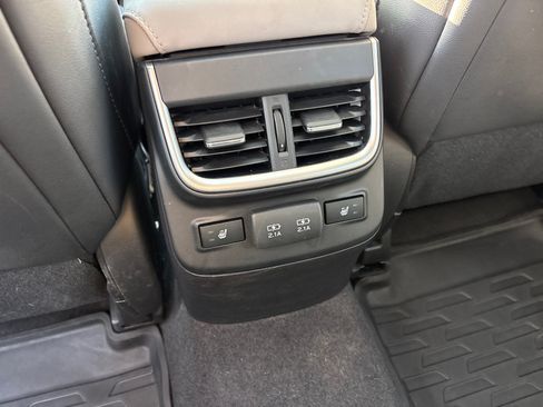 Used 2021 Subaru Outback Limited w/ Popular Package #2 AWD/4WD image 32