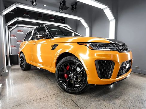 Used 2022 Land Rover Range Rover Sport SVR Carbon Edition AWD/4WD image 4