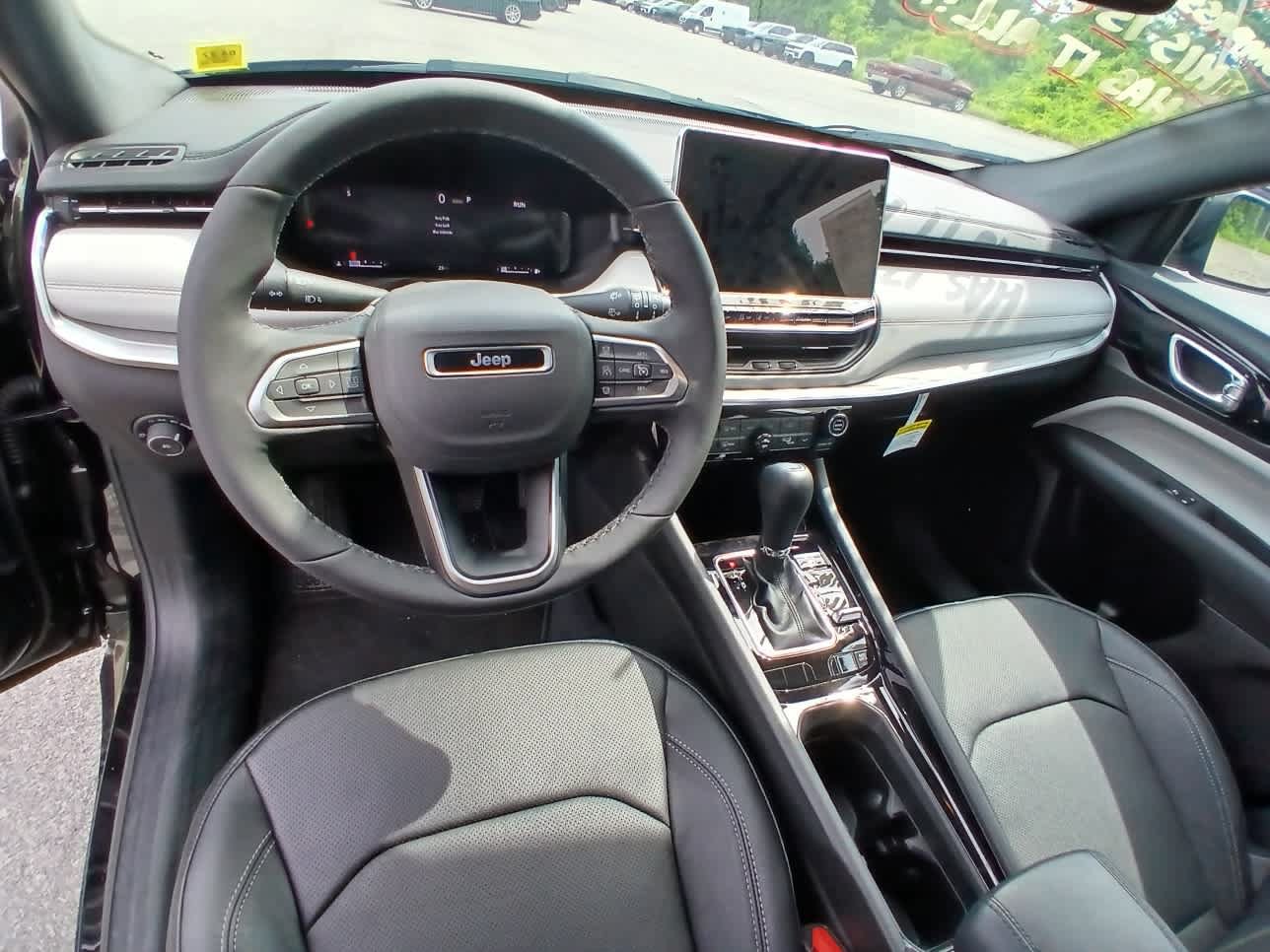 New 2025 Jeep Compass Limited w/ Elite Group AWD/4WD image 11