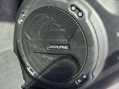 Used 2023 Jeep Wrangler Unlimited Sahara image 34