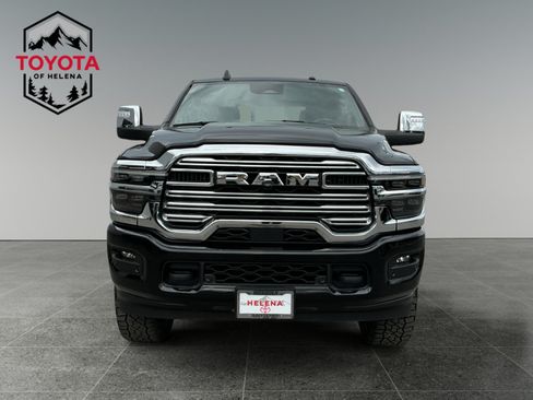 Used 2025 RAM 2500 Laramie AWD/4WD image 8