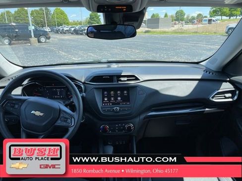 Used 2023 Chevrolet TrailBlazer LT AWD/4WD image 22