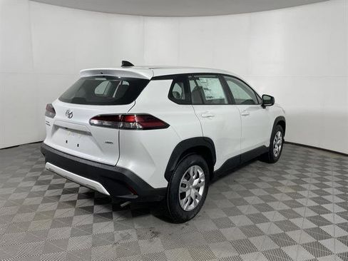 New 2026 Toyota Corolla Cross L image 7