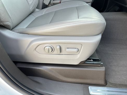 Used 2020 GMC Sierra 1500 SLT w/ Driver Alert Package I image 31