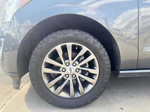 Used 2020 Ford Expedition Limited image 18