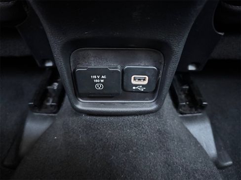 Used 2018 Jeep Compass Limited w/ Navigation Group image 29