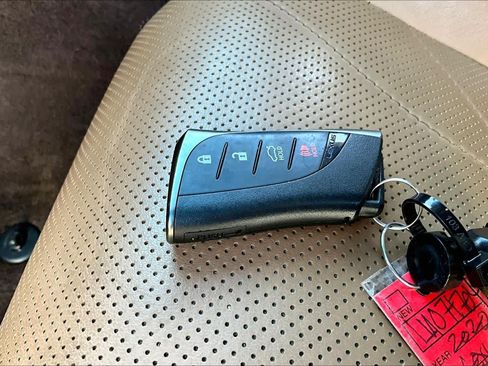 Used 2020 Lexus ES 350 w/ Accessory Package 2 FWD image 15