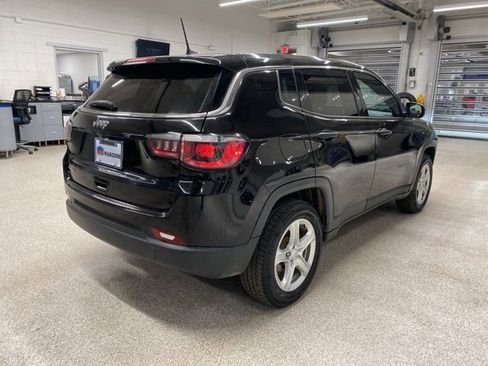 Used 2023 Jeep Compass Sport image 5