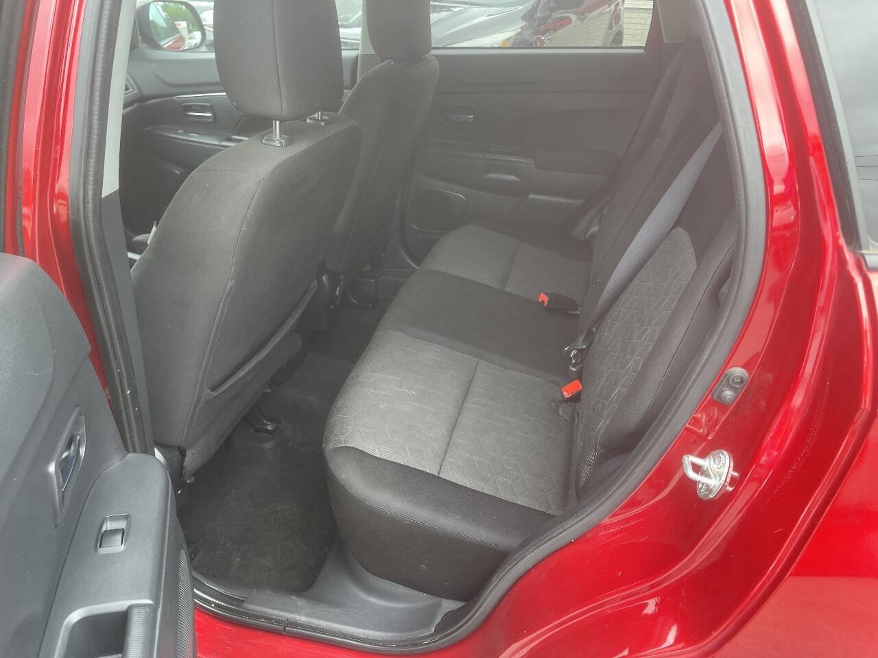 Used 2020 Mitsubishi Outlander Sport ES FWD image 24