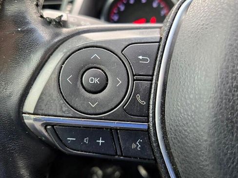 Used 2018 Toyota Camry XSE FWD image 21