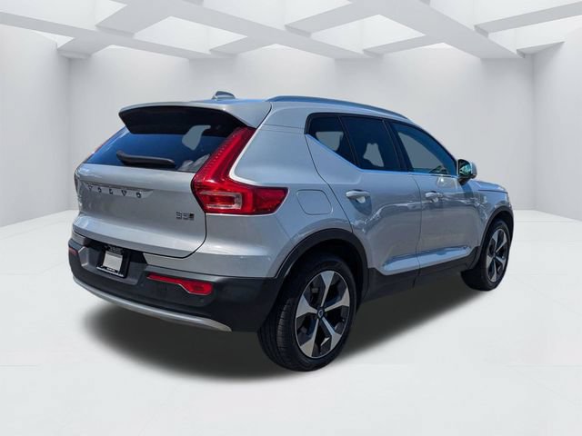 Certified 2024 Volvo XC40 B5 Plus w/ Protection Package Premier AWD/4WD image 5