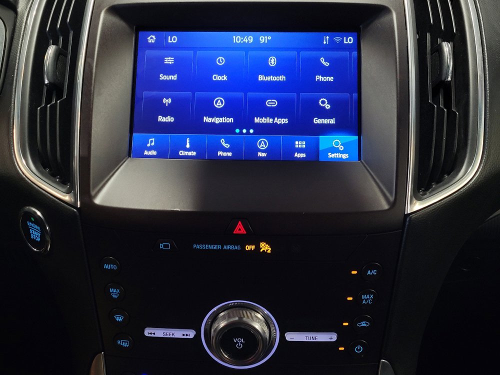 Used 2020 Ford Edge Titanium w/ Equipment Group 301A FWD image 25