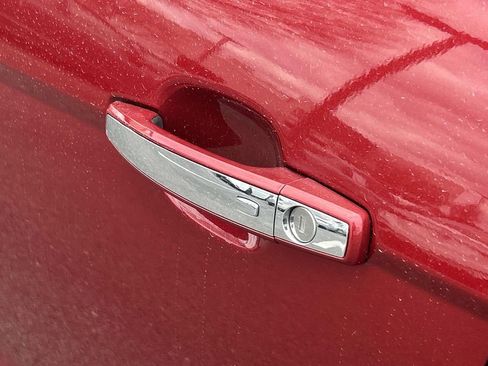 Used 2013 Cadillac SRX Performance image 16