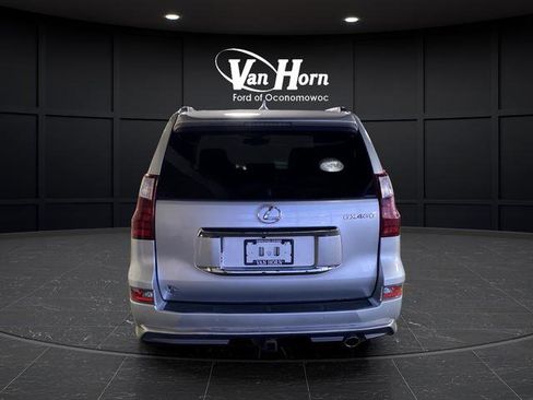 Used 2018 Lexus GX 460 Luxury image 12