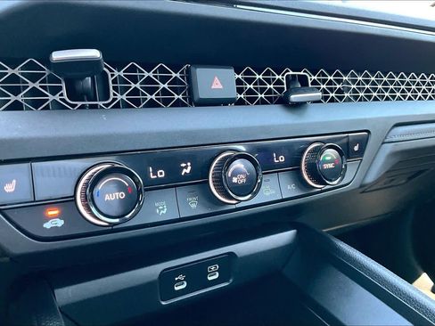 Used 2023 Honda Accord EX image 35