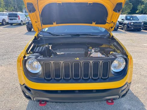 Used 2016 Jeep Renegade Trailhawk AWD/4WD image 26
