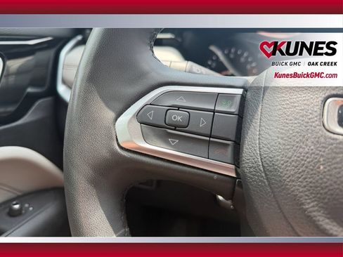 Used 2025 Jeep Compass Limited AWD/4WD image 17