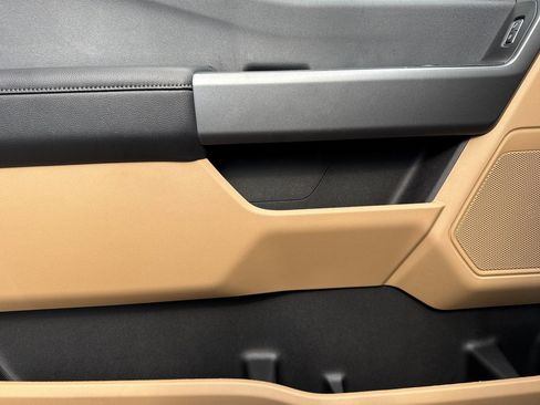 New 2025 Ford F250 XLT image 10