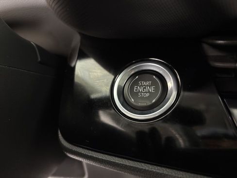 Used 2025 Buick Envision Preferred image 27