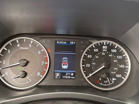 Certified 2025 Nissan Sentra S image 15