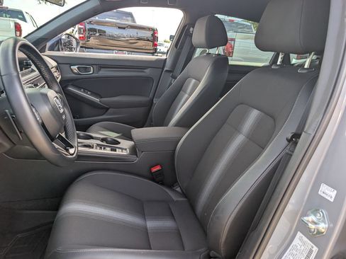 Used 2025 Honda Civic Sport image 26