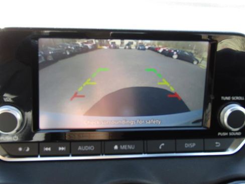 Used 2024 Nissan Sentra S image 16