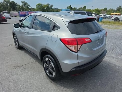 Used 2018 Honda HR-V EX image 4