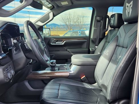 Used 2024 Chevrolet Silverado 1500 RST w/ All Star Edition Plus AWD/4WD image 7