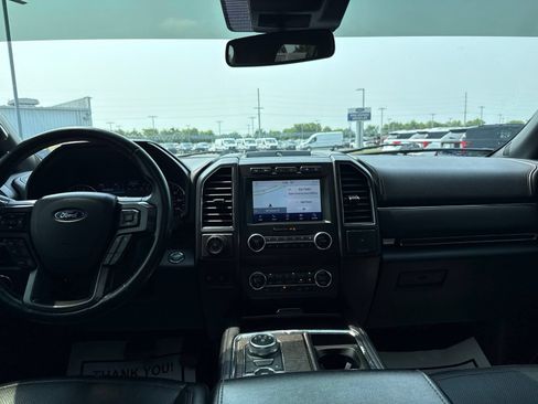 Used 2021 Ford Expedition Max Limited AWD/4WD image 16