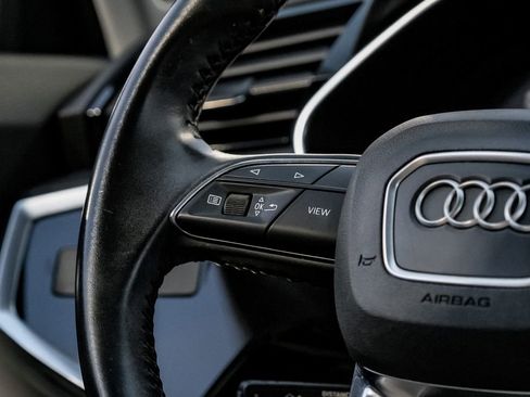 Used 2020 Audi Q3 2.0T Prestige w/ Prestige Package image 16